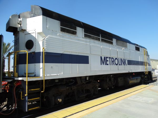 us-metrolink-881-anaheimcanyon-251016-pic2-full.jpg