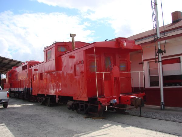 us-fcen-caboose-plymouth-011108-full.jpg