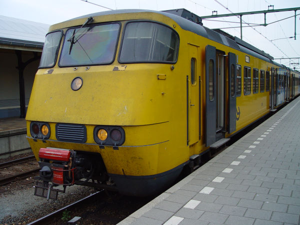 nl-ns-sprinter-alkmaar070704-full.jpg