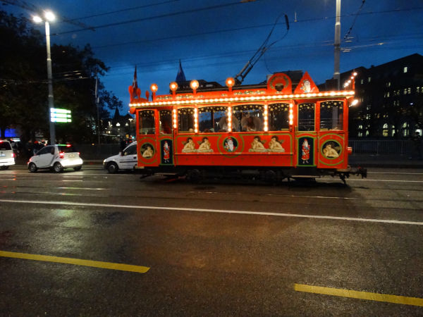 ch-vbz-maerlitram-bahnhofsbruecke-271118-full.jpg