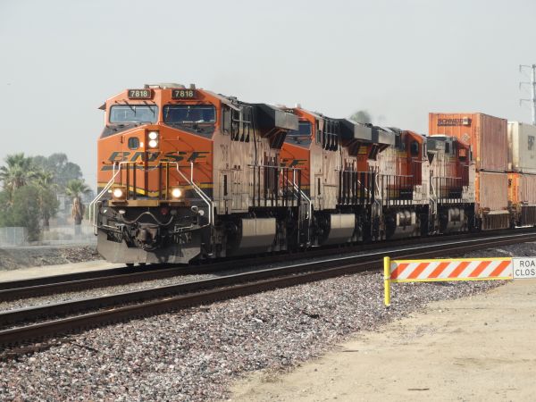 us-bnsf-4xgeevolution-placentia-281016-full.jpg