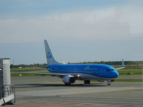 dk-klm-phbxz-kastrup-160519-full.jpg