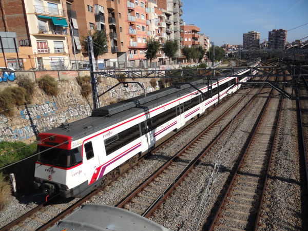 es-rodalies-447-santaeulalia-141115-full.jpg